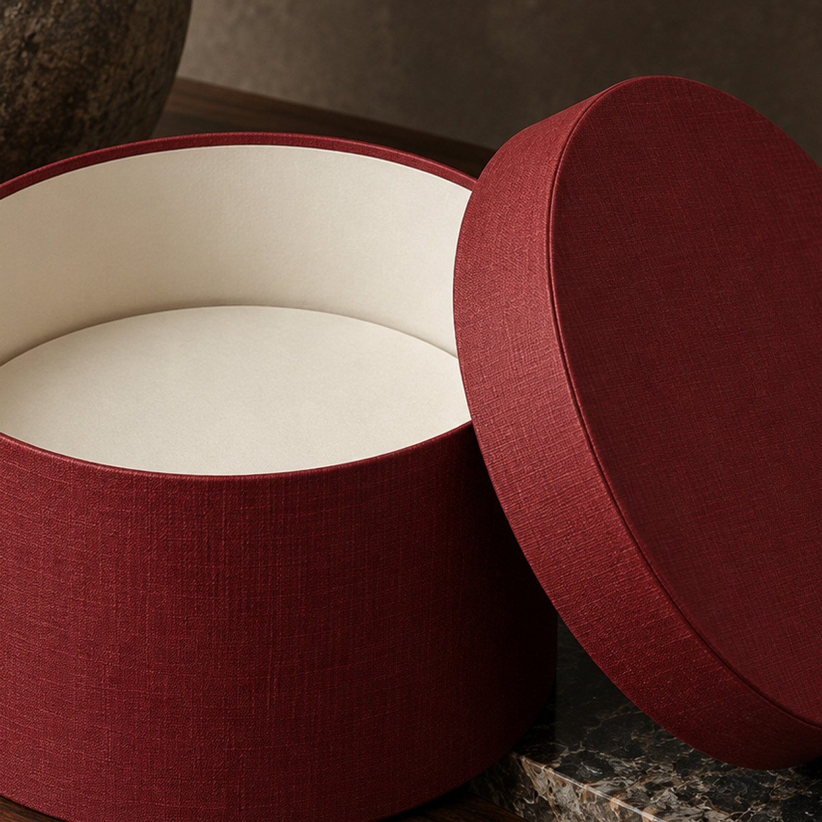 Round Hat Gift Box craftsmanship detail