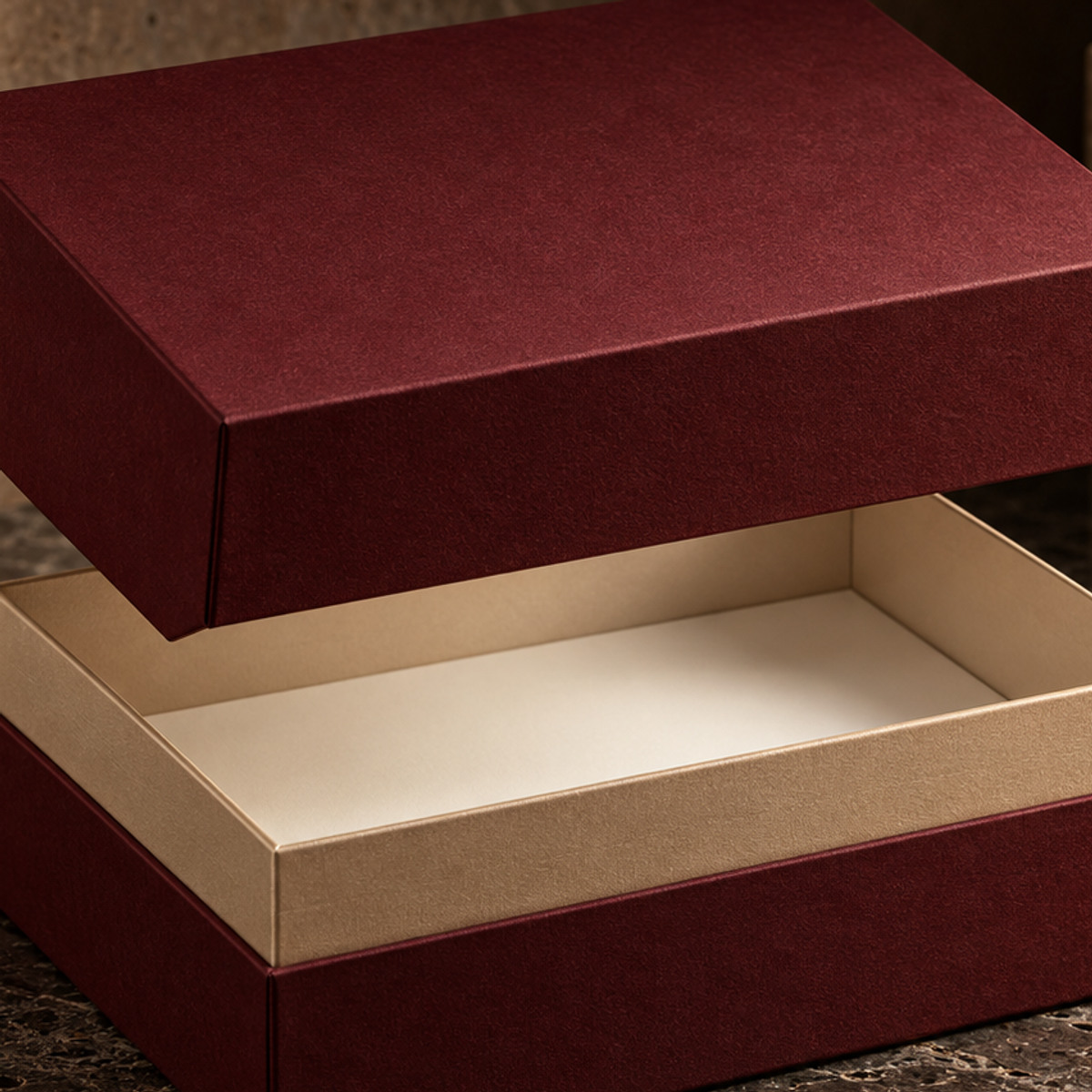 Shoulder-Neck Rigid Gift Box craftsmanship detail